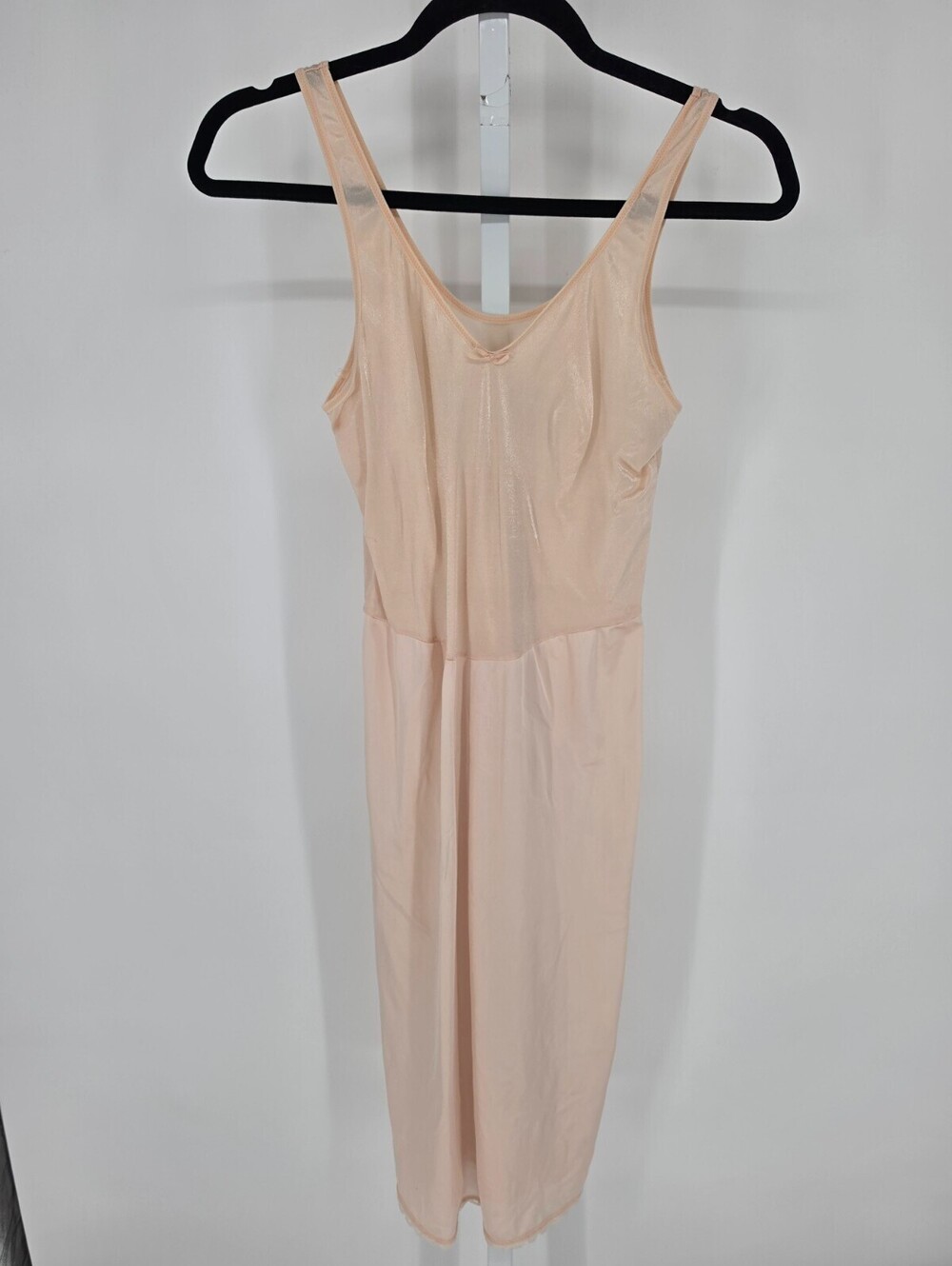 Warners Perfect Measure Womens Sz 34 Nylon Nightgown Beige Midi Length Vintage